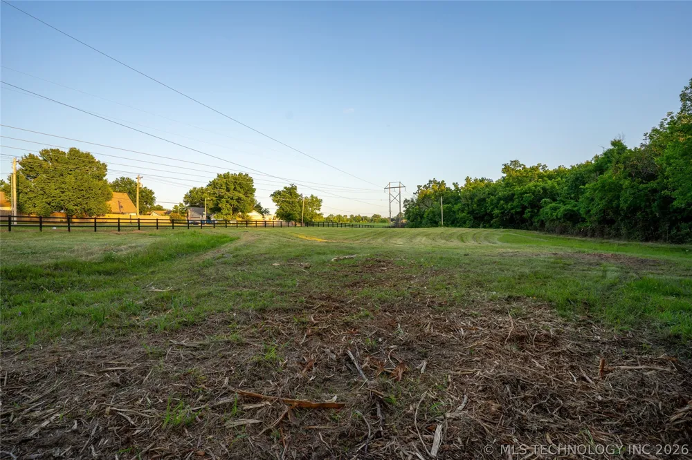 4 S Elwood Avenue Glenpool, OK 74033