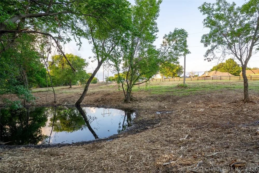 4 S Elwood Avenue Glenpool, OK 74033