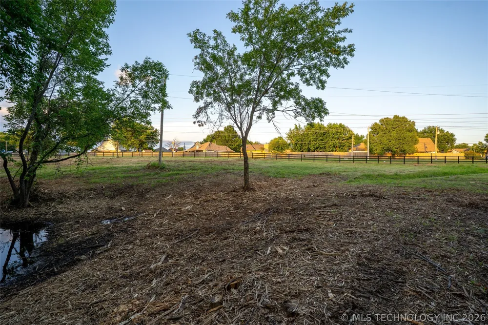 4 S Elwood Avenue Glenpool, OK 74033