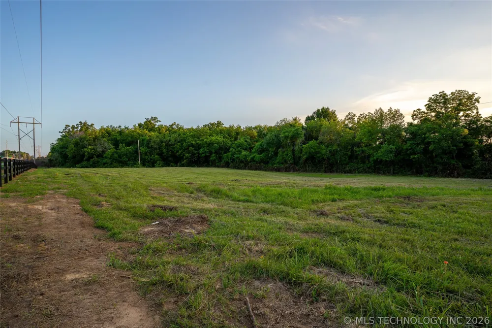 4 S Elwood Avenue Glenpool, OK 74033