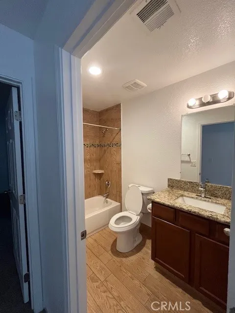 20236 Graham Street California City, CA 93505