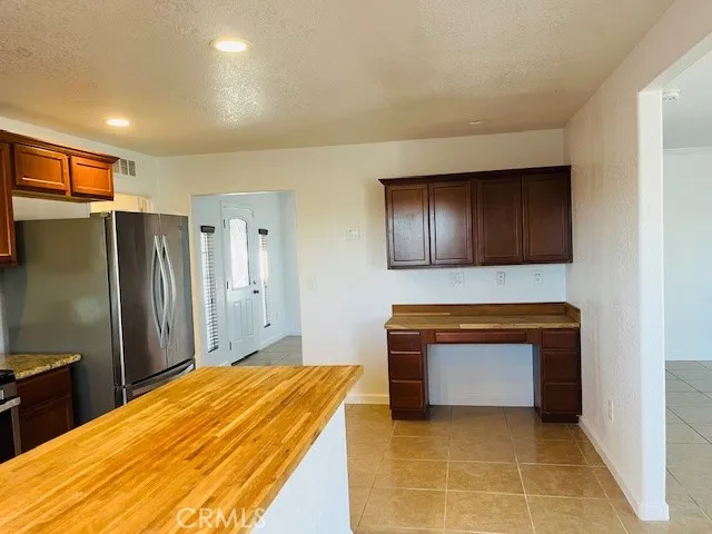 20236 Graham Street California City, CA 93505