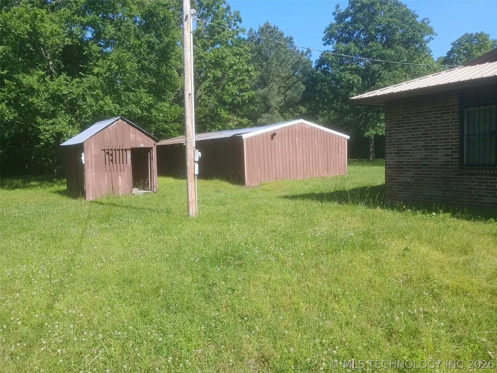 2644 548 ROAD Tahlequah, OK 74464