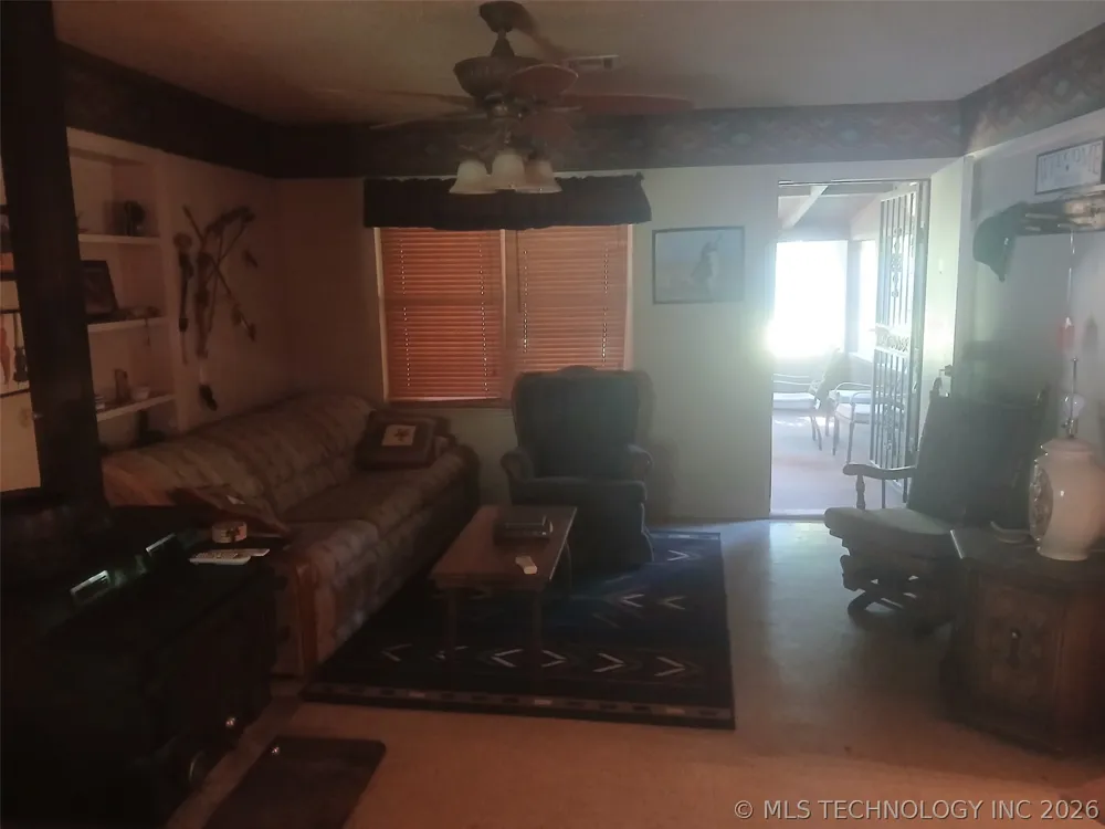 2644 548 ROAD Tahlequah, OK 74464