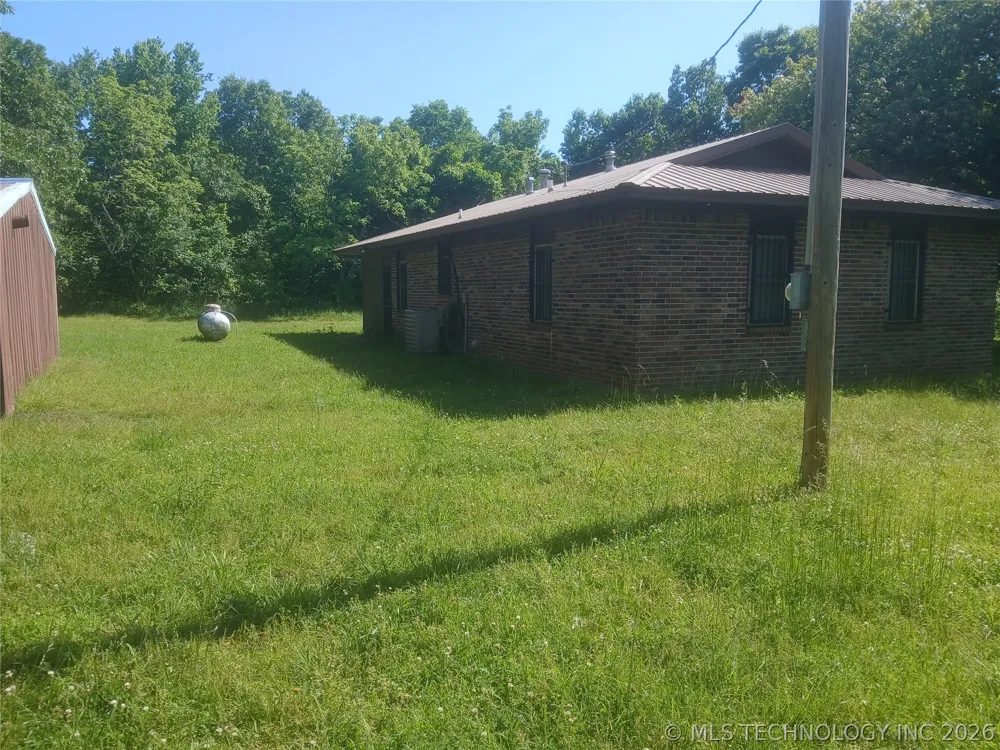 2644 548 ROAD Tahlequah, OK 74464
