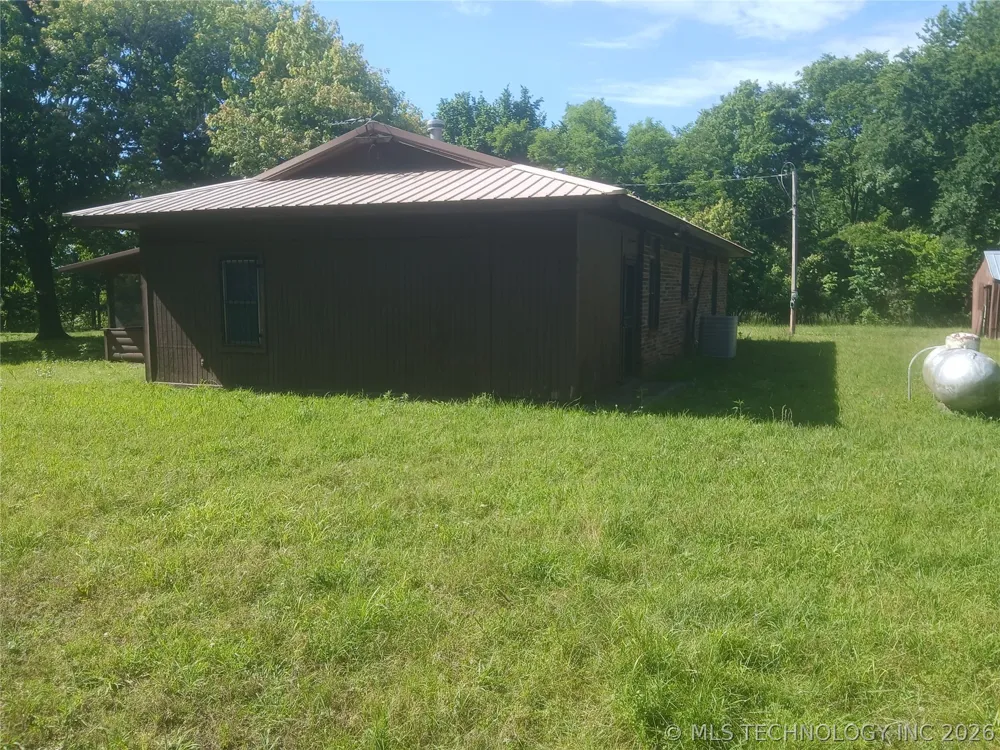 2644 548 ROAD Tahlequah, OK 74464