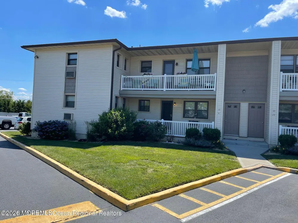 31 Wharfside Drive Monmouth Beach, NJ 07750