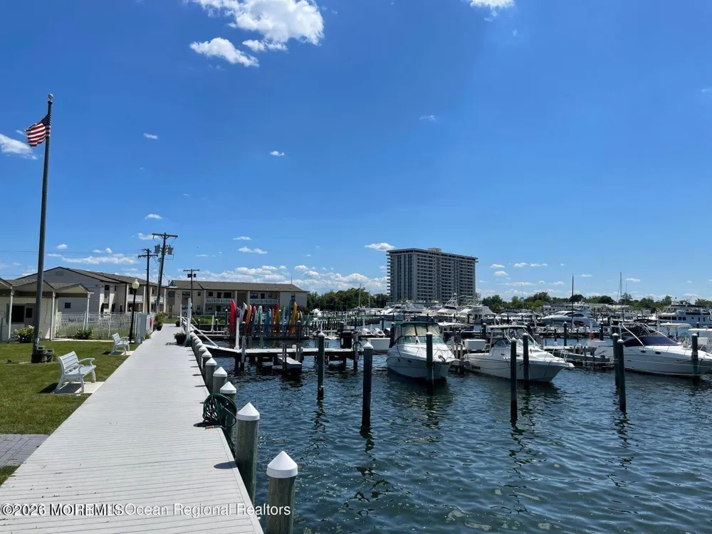 31 Wharfside Drive Monmouth Beach, NJ 07750