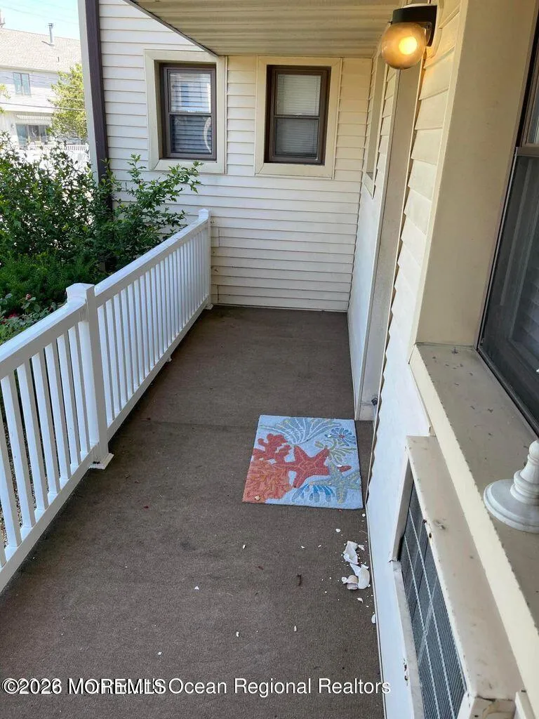 31 Wharfside Drive Monmouth Beach, NJ 07750