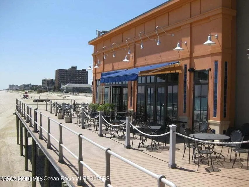 31 Wharfside Drive Monmouth Beach, NJ 07750