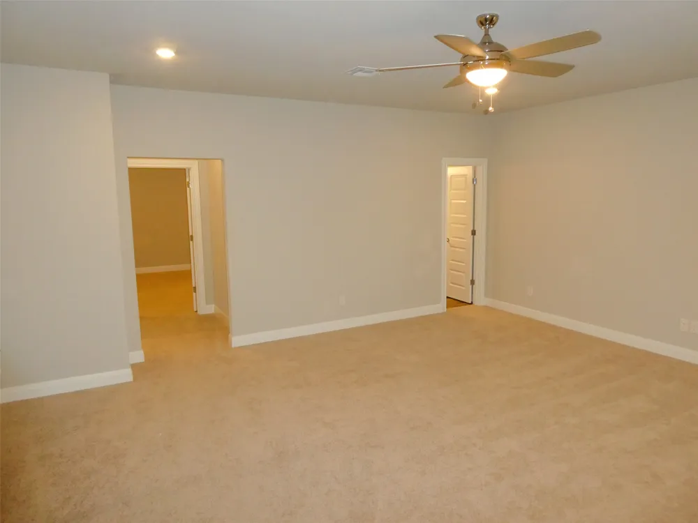 116 MERLIN COURT Cedar Creek, TX 78612