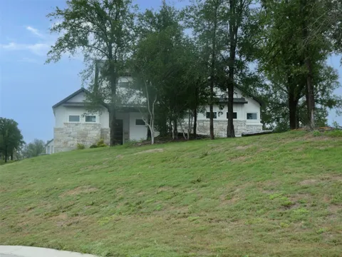 116 MERLIN COURT