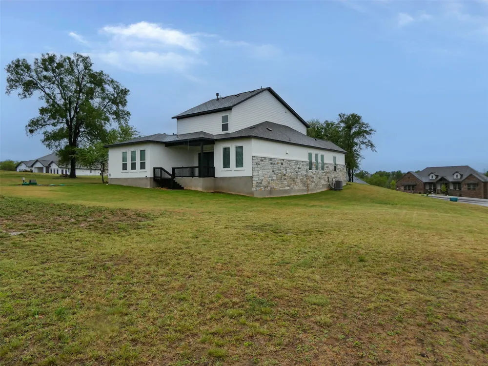 116 MERLIN COURT Cedar Creek, TX 78612