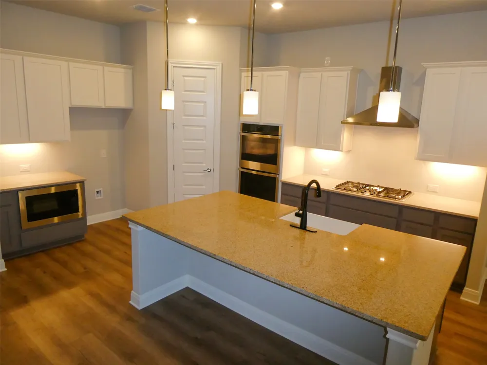 116 MERLIN COURT Cedar Creek, TX 78612