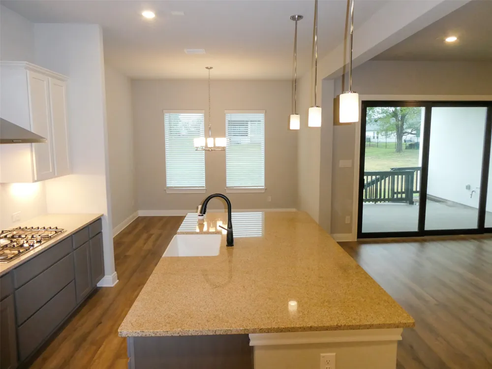 116 MERLIN COURT Cedar Creek, TX 78612
