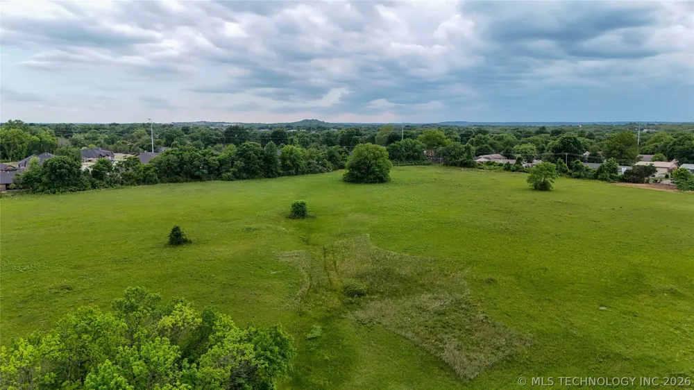 7 S Elwood Avenue Glenpool, OK 74033