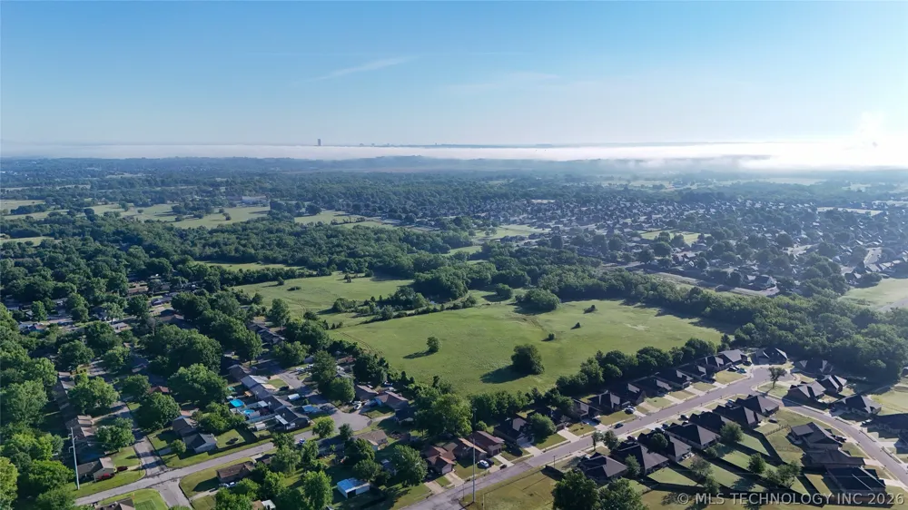 7 S Elwood Avenue Glenpool, OK 74033