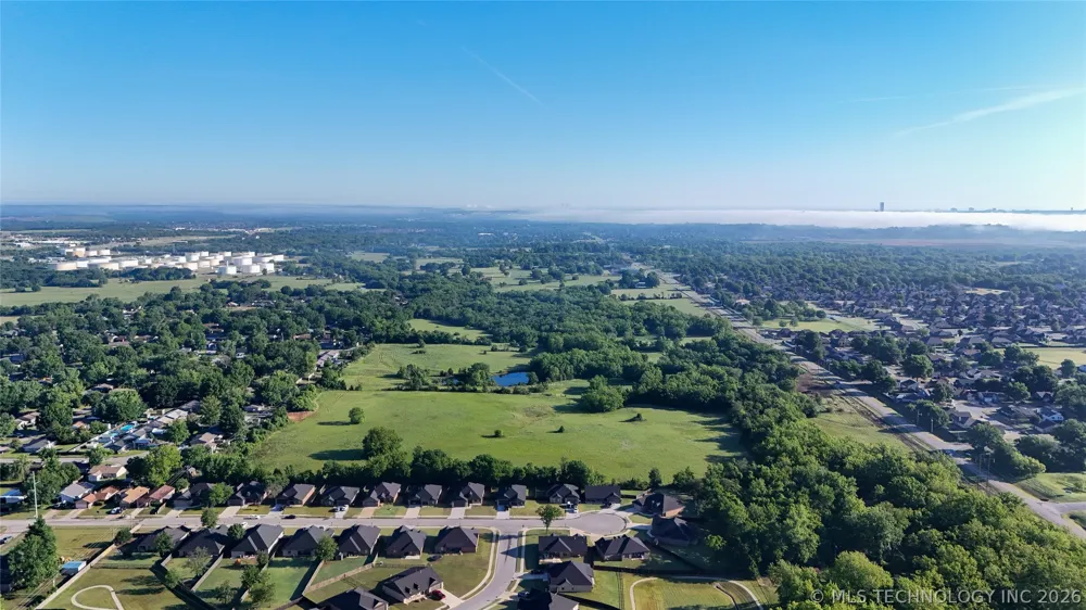 7 S Elwood Avenue Glenpool, OK 74033