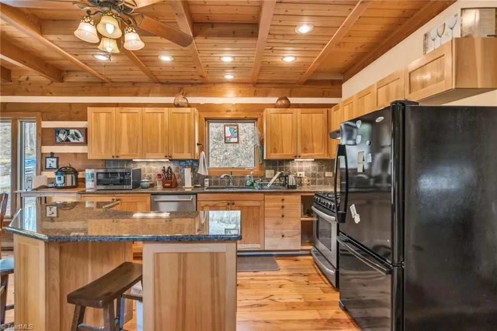 1819 Fulton Reeves Road Laurel Springs, NC 28644