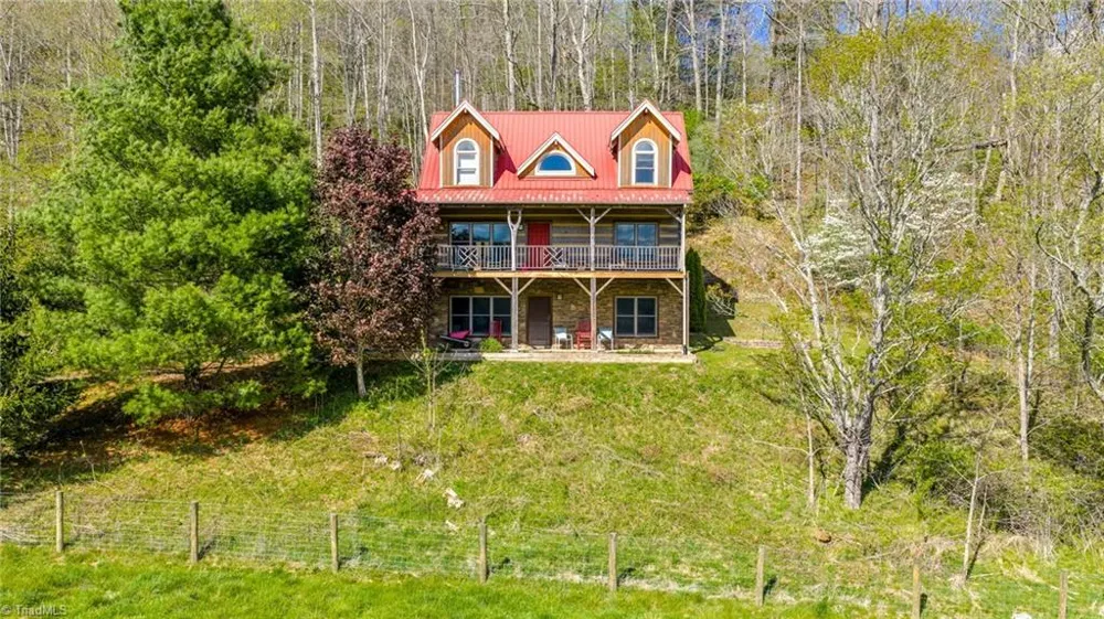 1819 Fulton Reeves Road Laurel Springs, NC 28644