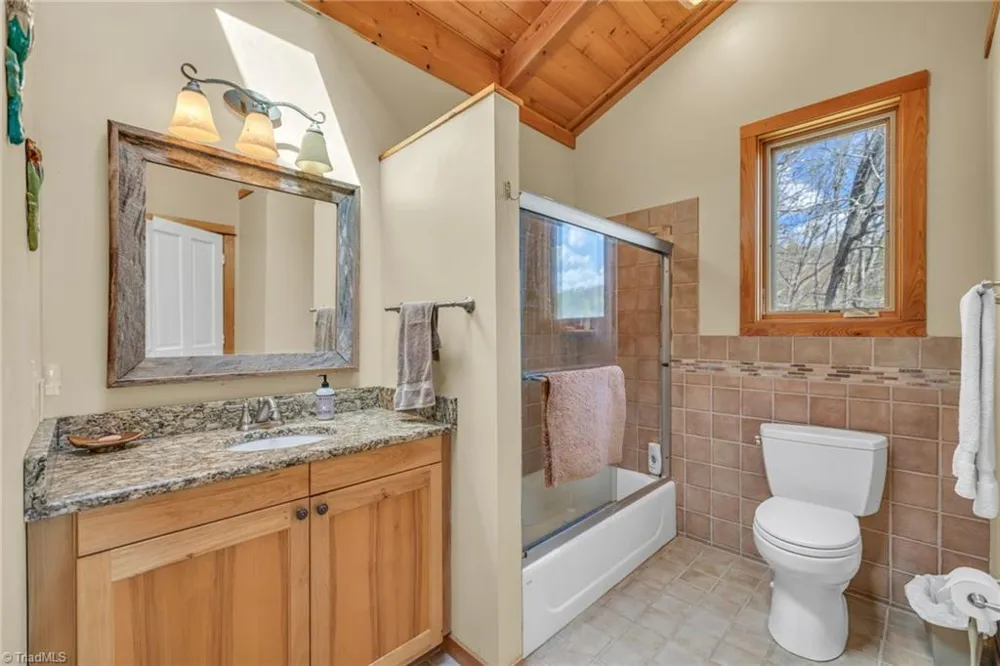 1819 Fulton Reeves Road Laurel Springs, NC 28644