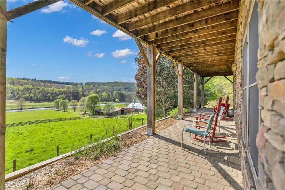 1819 Fulton Reeves Road Laurel Springs, NC 28644