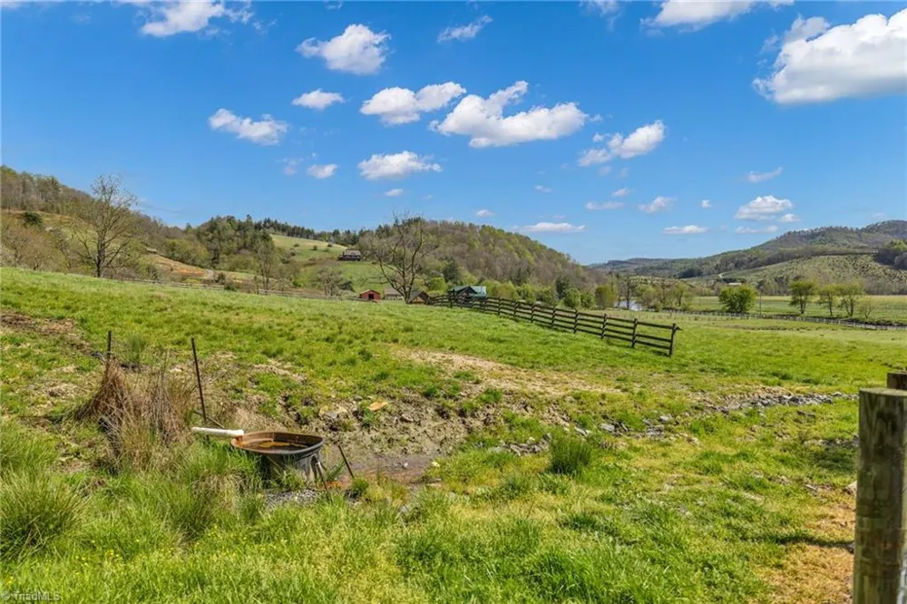 1819 Fulton Reeves Road Laurel Springs, NC 28644