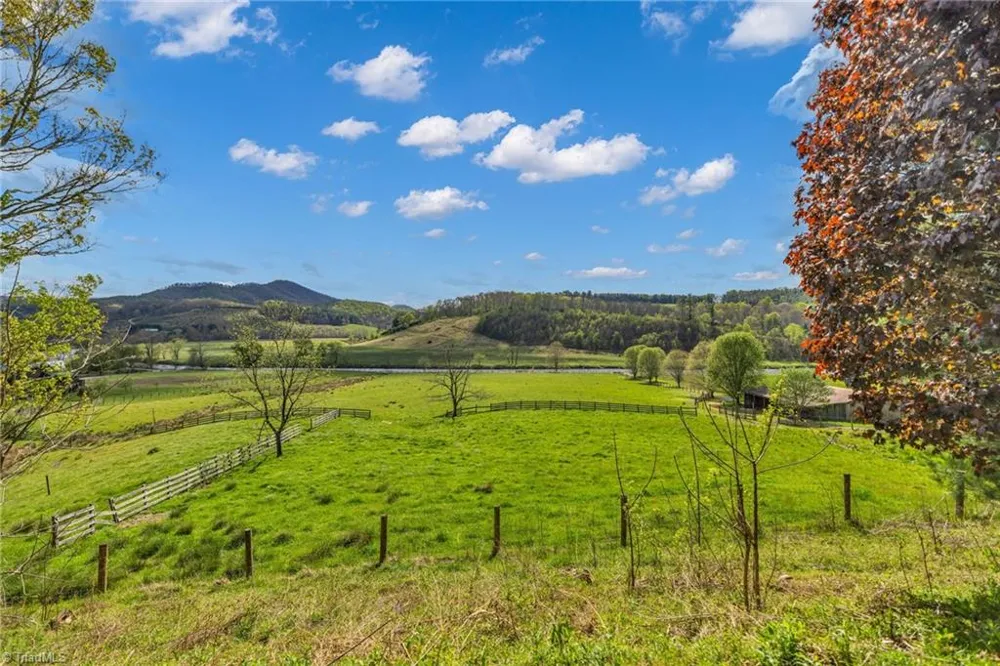 1819 Fulton Reeves Road Laurel Springs, NC 28644