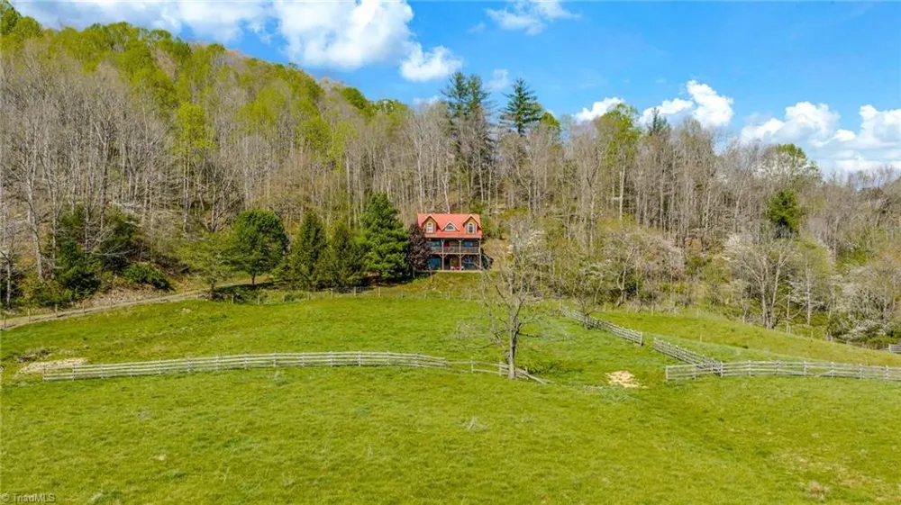 1819 Fulton Reeves Road Laurel Springs, NC 28644