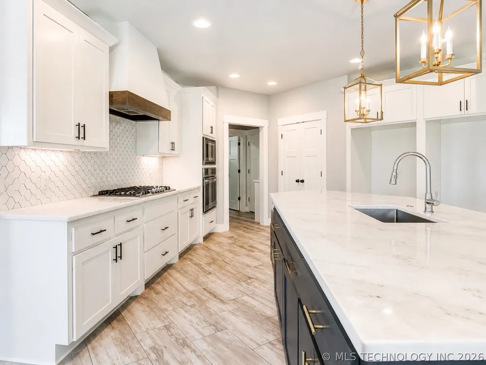 13120 Knight Island Drive Oklahoma City, OK 73142