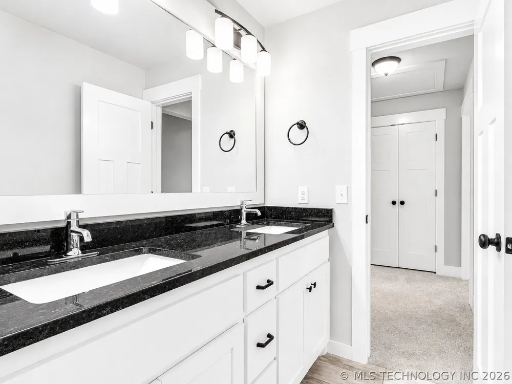 13120 Knight Island Drive Oklahoma City, OK 73142