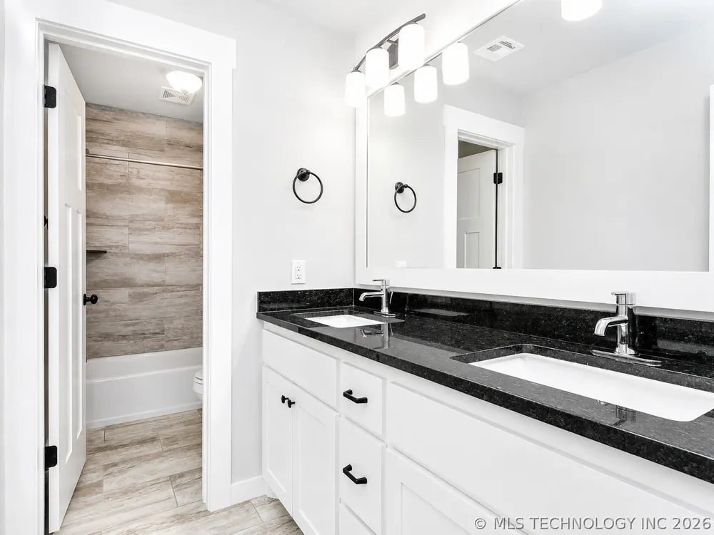 13120 Knight Island Drive Oklahoma City, OK 73142