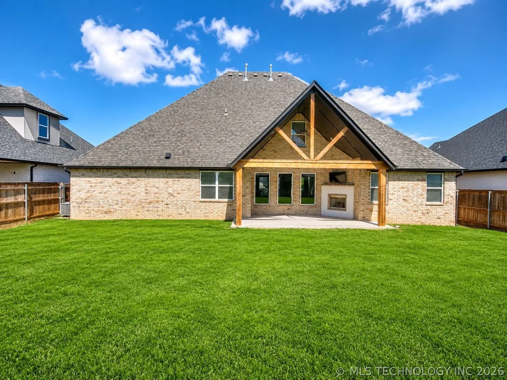 13120 Knight Island Drive Oklahoma City, OK 73142