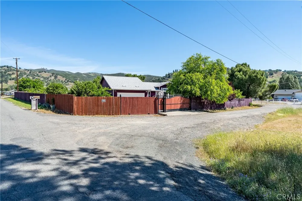 17706 Holly Way Clearlake Oaks, CA 95423