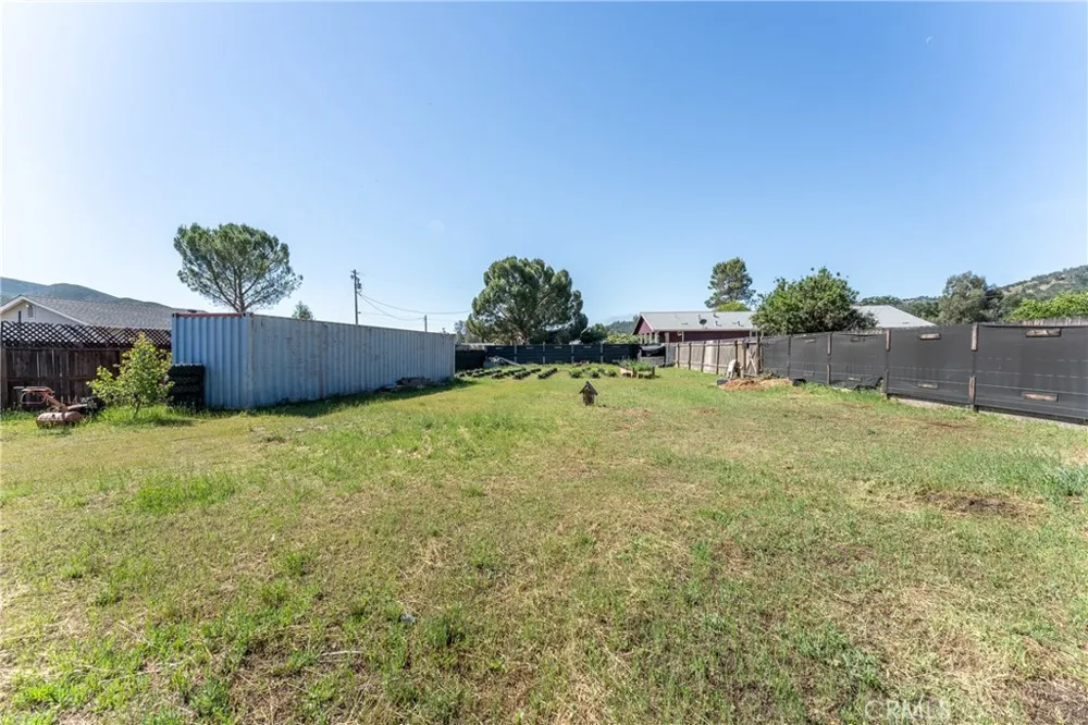 17706 Holly Way Clearlake Oaks, CA 95423