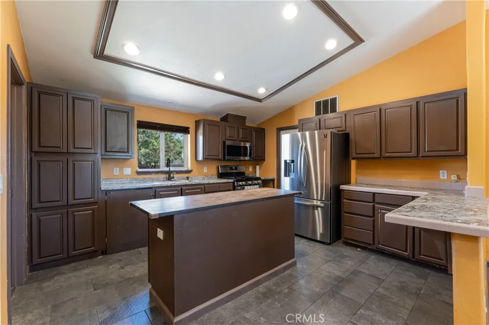 17706 Holly Way Clearlake Oaks, CA 95423