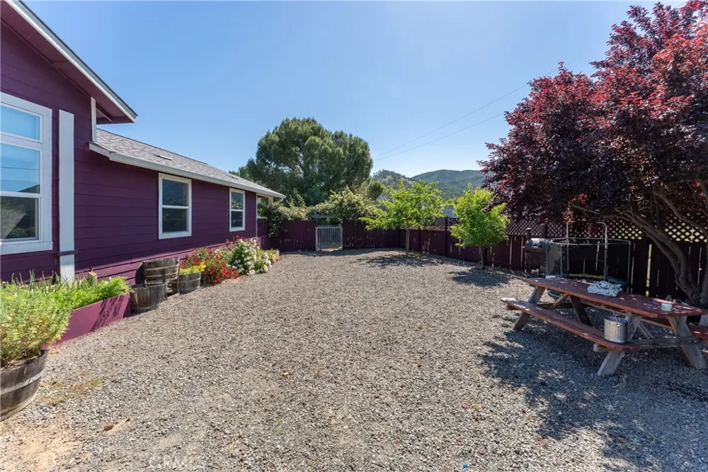 17706 Holly Way Clearlake Oaks, CA 95423
