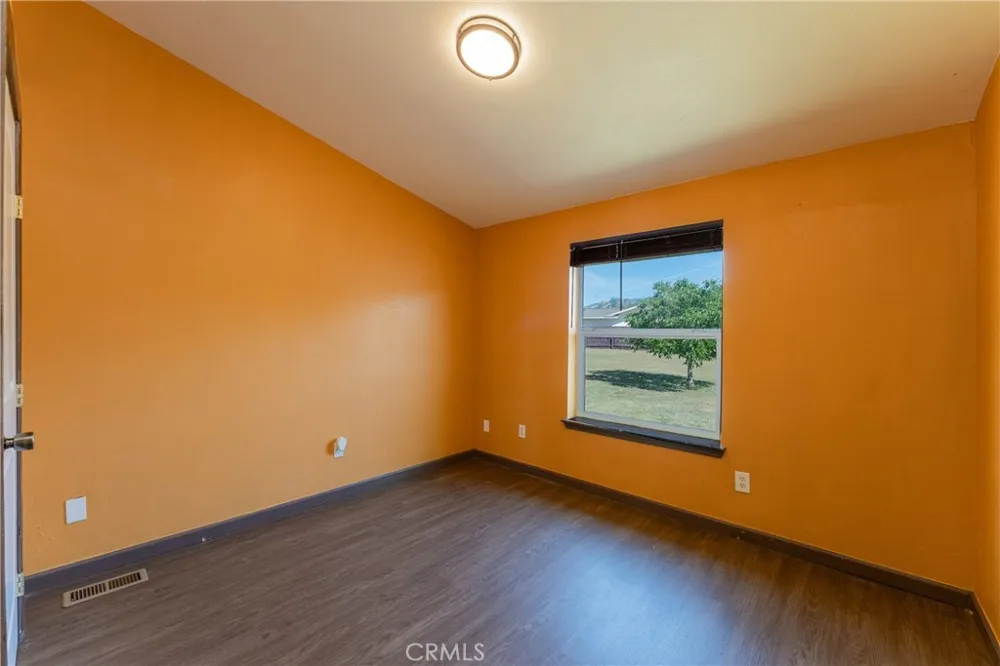 17706 Holly Way Clearlake Oaks, CA 95423