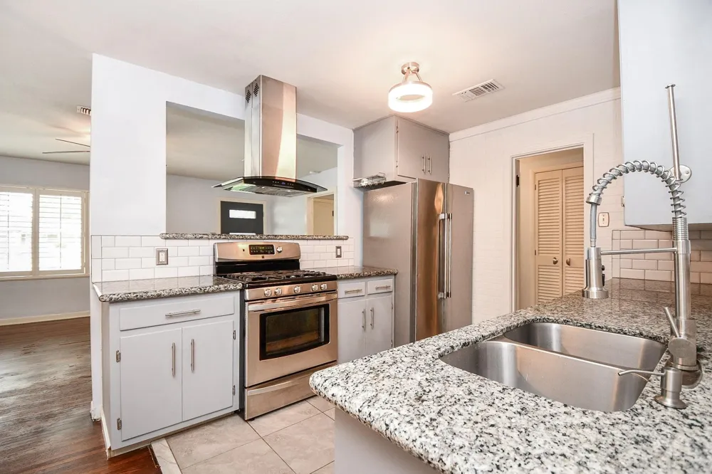 3116 12th Street Bay City, TX 77414