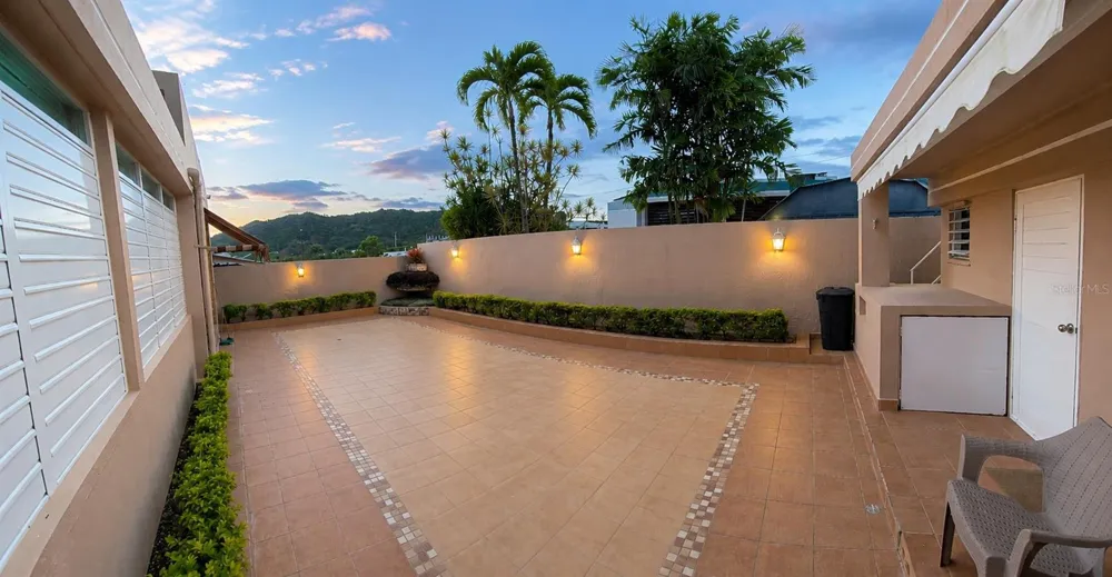Calle G #P15 GOLDEN GATE II Caguas, PR 00725