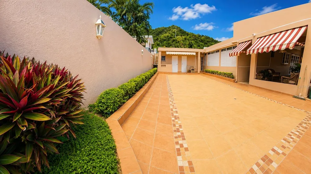 Calle G #P15 GOLDEN GATE II Caguas, PR 00725