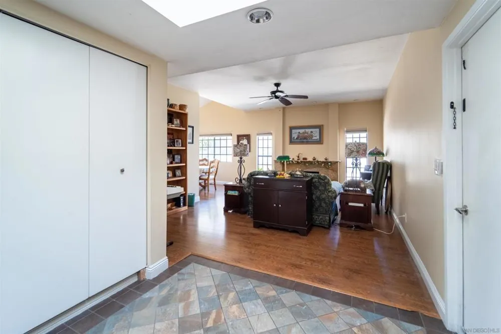 630 Myra Ave Chula Vista, CA 91910