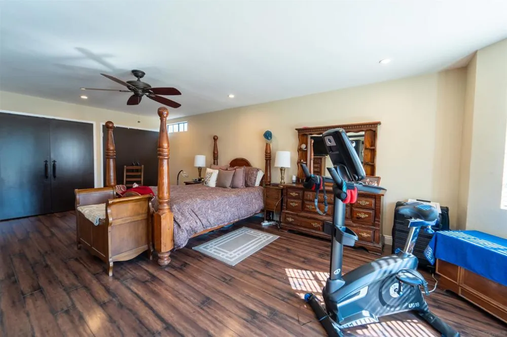 630 Myra Ave Chula Vista, CA 91910