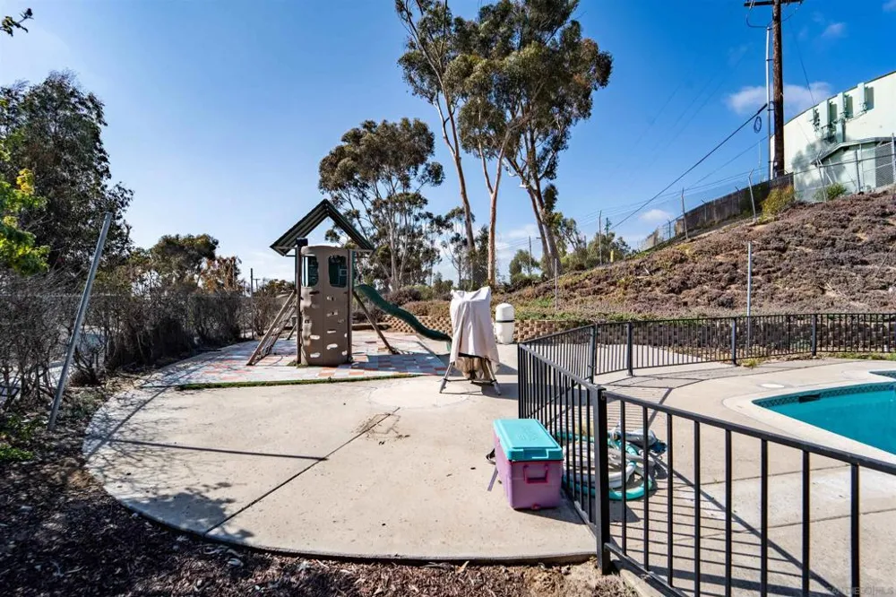 630 Myra Ave Chula Vista, CA 91910