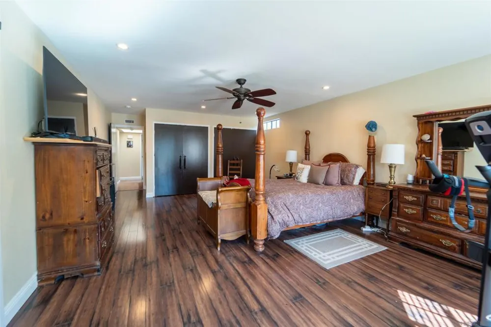 630 Myra Ave Chula Vista, CA 91910