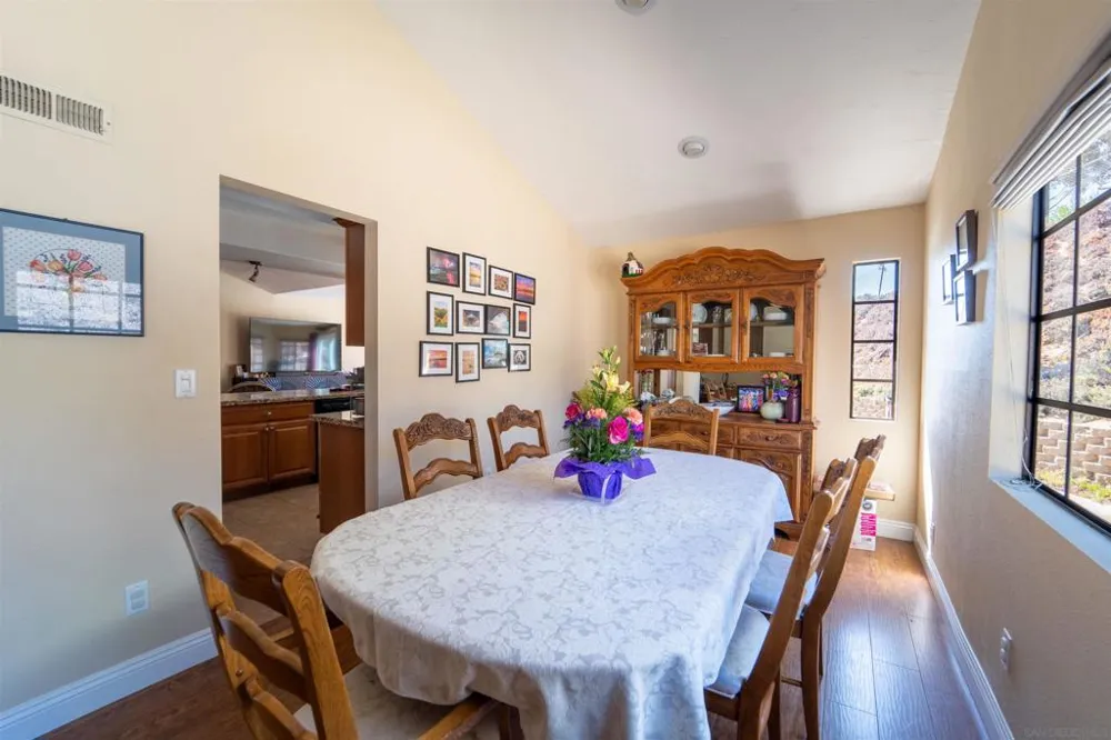 630 Myra Ave Chula Vista, CA 91910