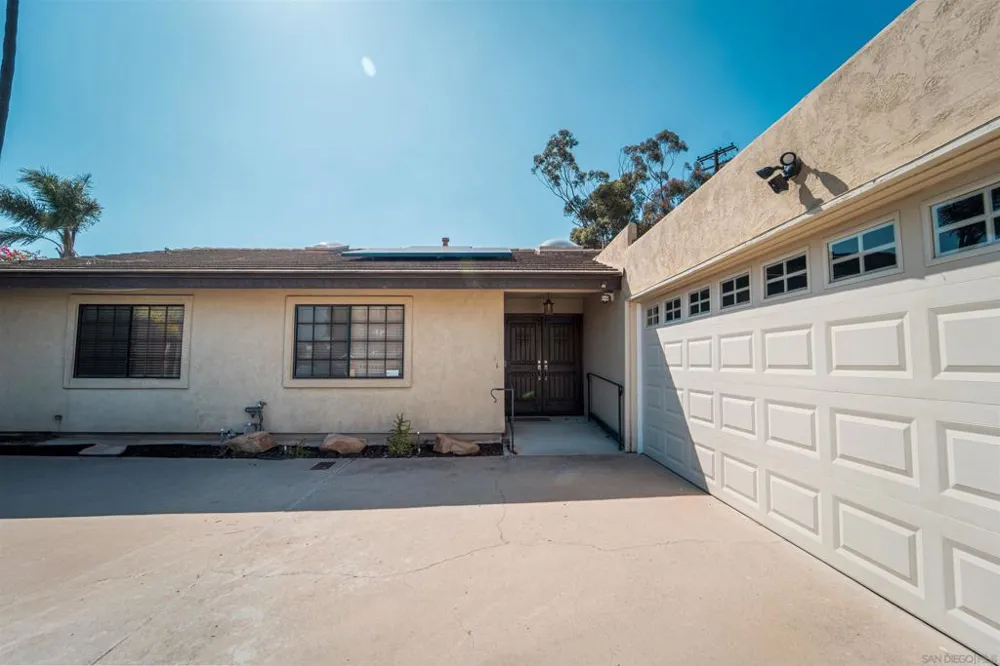 630 Myra Ave Chula Vista, CA 91910