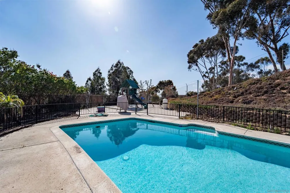630 Myra Ave Chula Vista, CA 91910