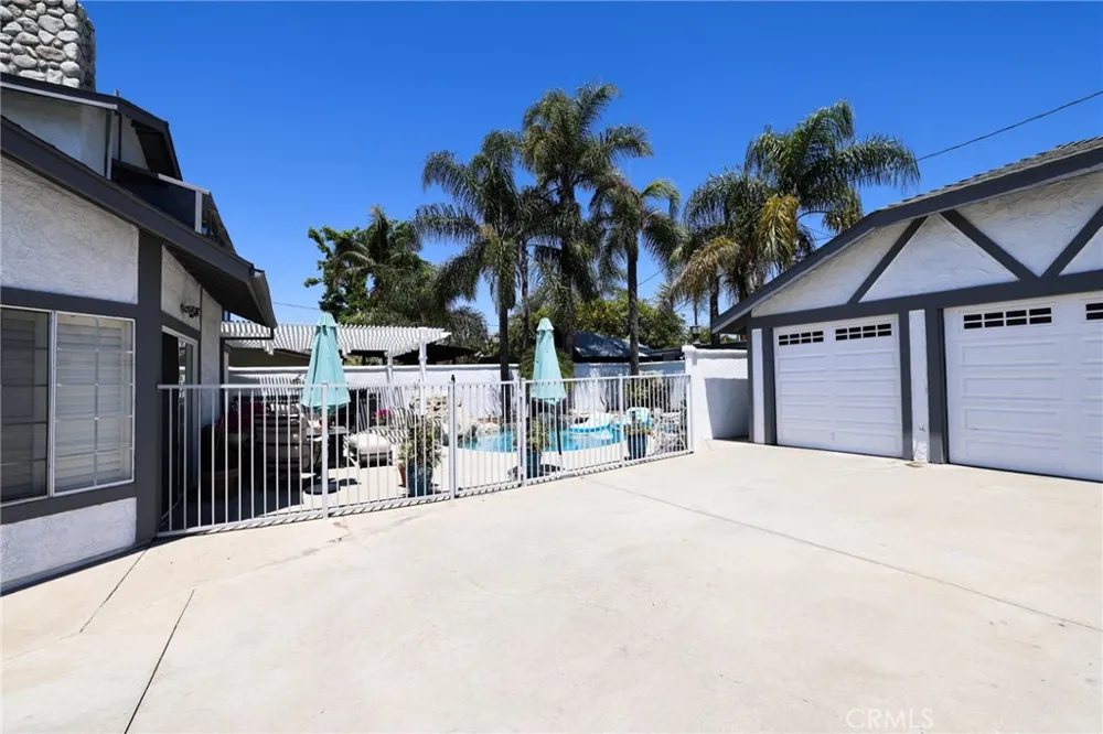 633 Orange Street Orange, CA 92867