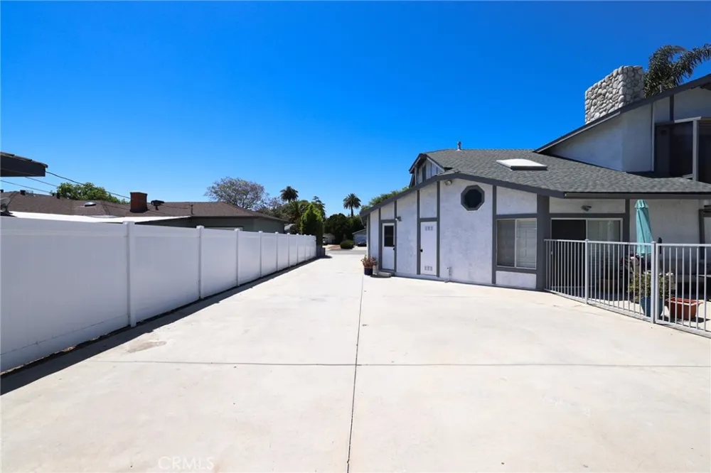 633 Orange Street Orange, CA 92867